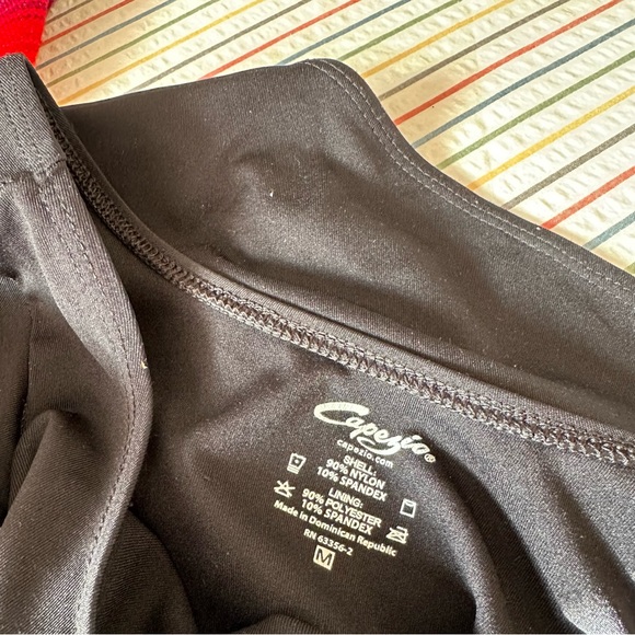 Capezio Black Long-sleeved Bodysuit | Adult Size Medium - Picture 3 of 3